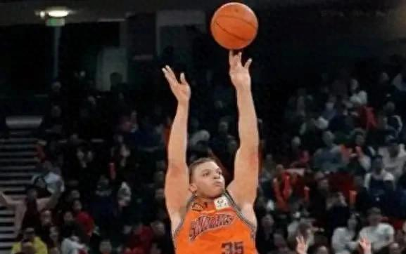 关于冲刺阶段德甲焦点战，上海久事止住颓势，底气十足，心理建设被强调的信息